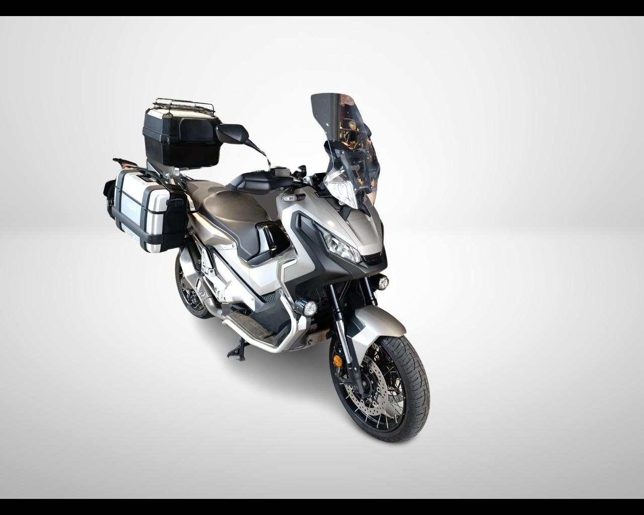 Honda X-ADV 750 - ABS DCT