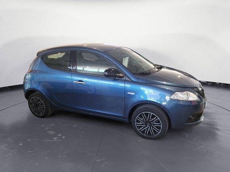 Lancia Ypsilon 3ª serie 1.0 FireFly 5 porte S&S Hybrid Oro