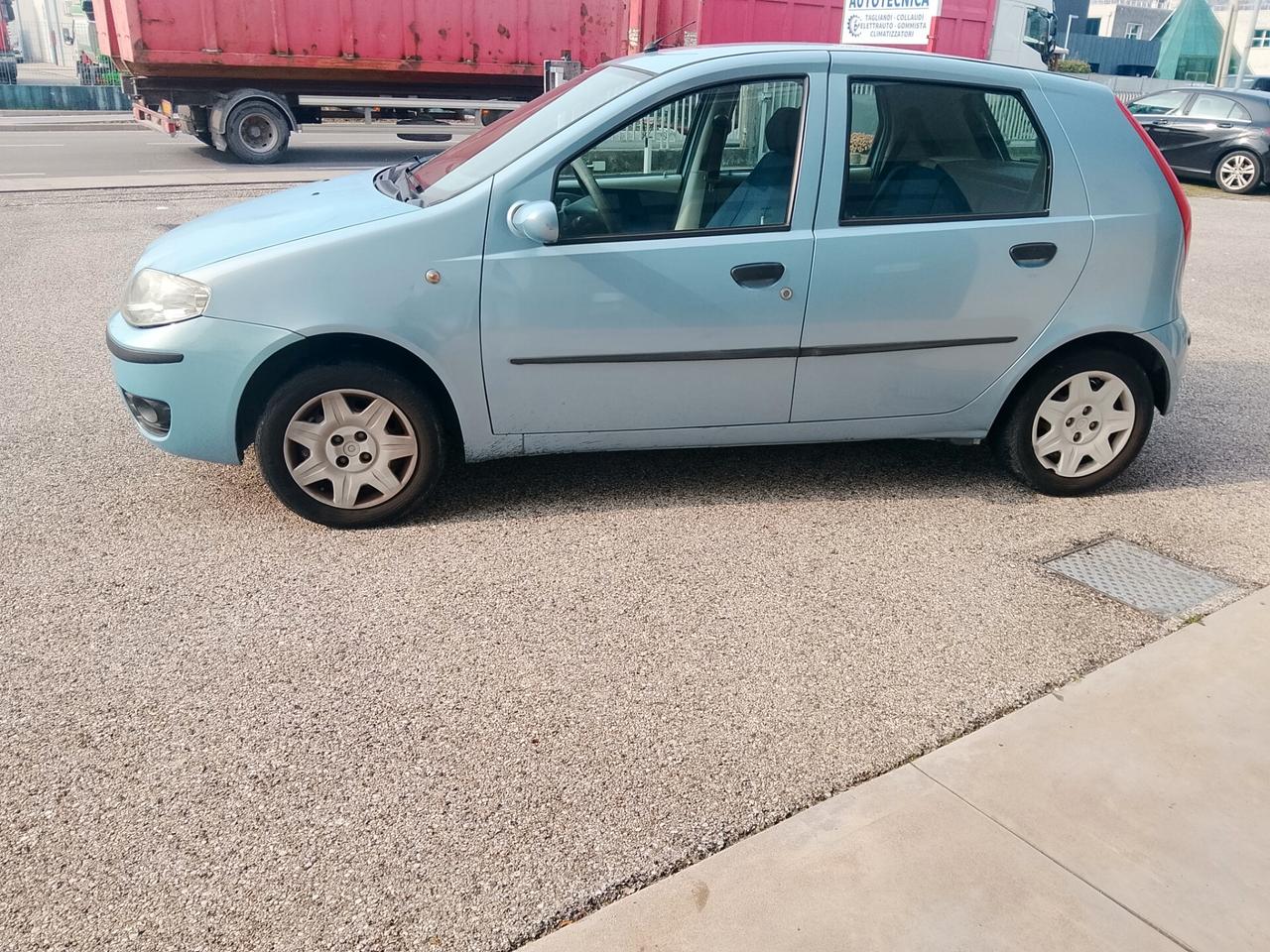 Fiat Punto 1.2 5 porte Active cinghia distribuzione appena sostituita