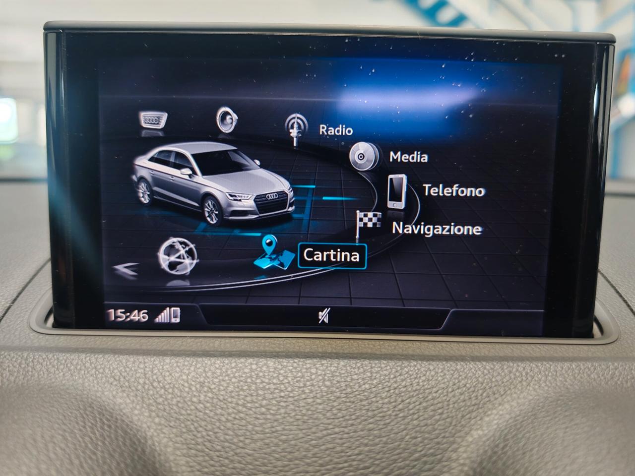 Audi A3 Sedan 1.6 TDI 116 CV S-LINE