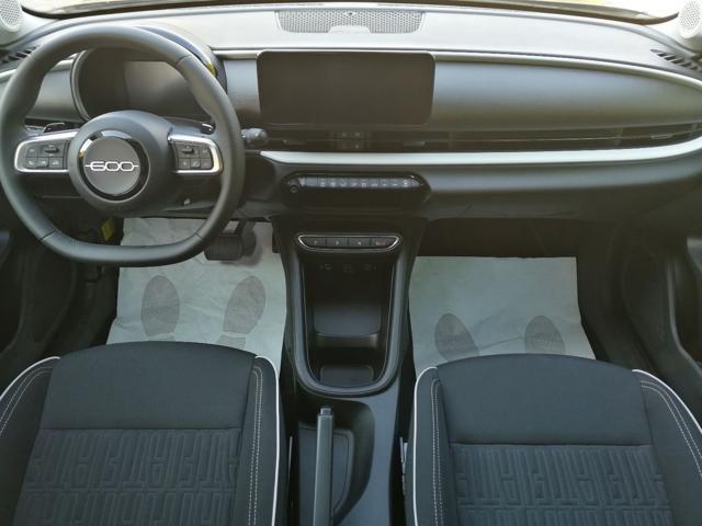 FIAT 600 Hybrid 100 CV DCT MHEV
