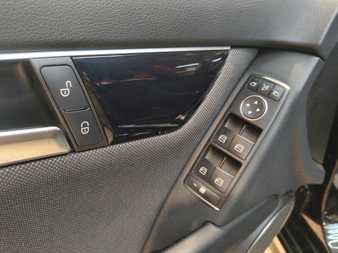 Mercedes-benz C 200 CDI Executive solo 110.000 km