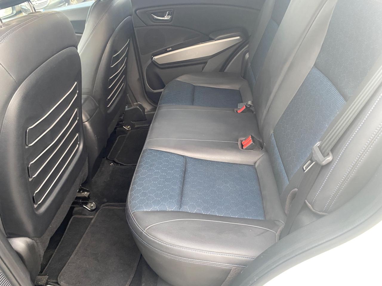 Ssangyong Tivoli 1.6d 2WD Go