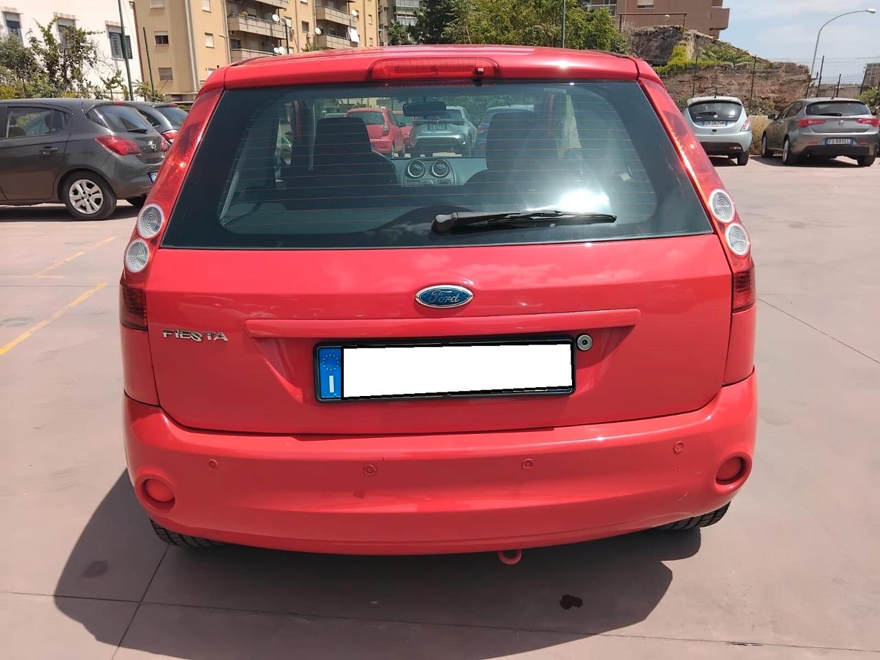 FORD FIESTA 1.2 TITANIUM CLIMA RADIO