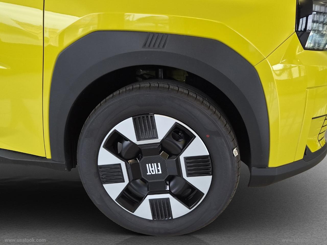 FIAT Grande Panda 1.2 100 CV S&S Icon KM 0 VARI ALLESTIMENTI E COLORI