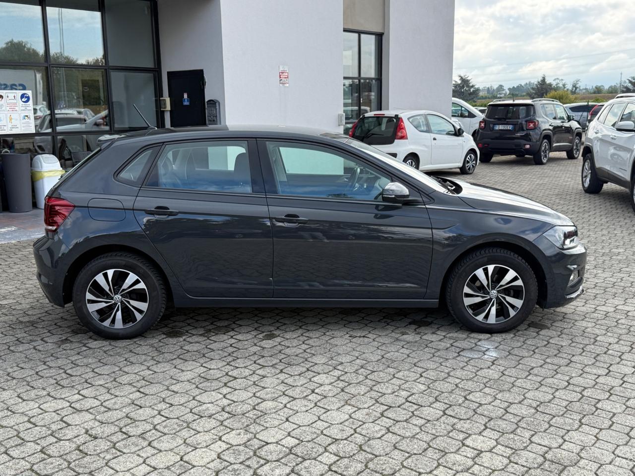 Volkswagen Polo 1.0 TSI 5p. Highline |UNIPRO