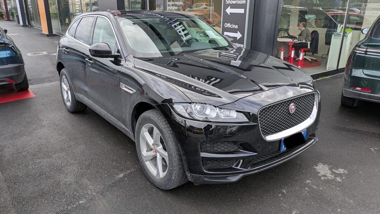 Jaguar F-Pace 2.0 D 180 CV AWD aut Chequered Flag