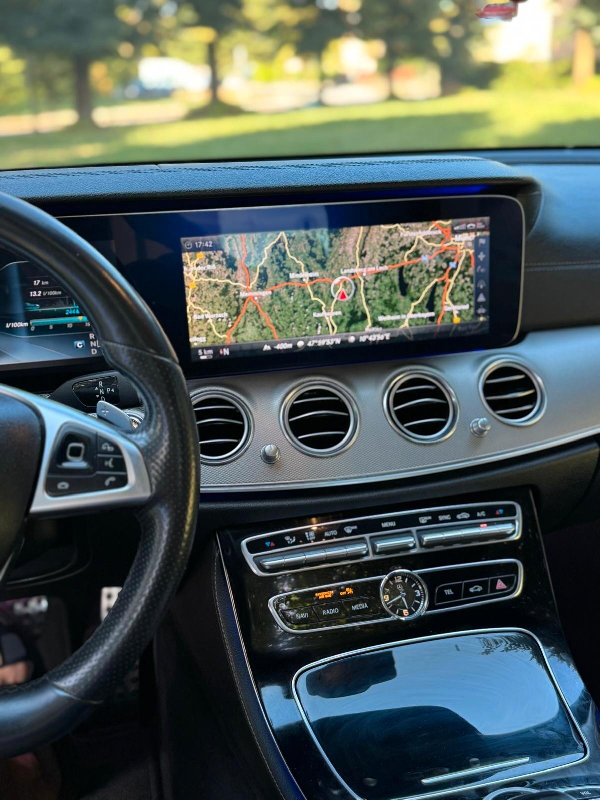 Mercedes-benz E 220 BlueTEC Premium