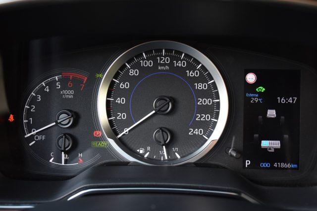 TOYOTA Corolla Touring Sports 1.8 Hybrid Active