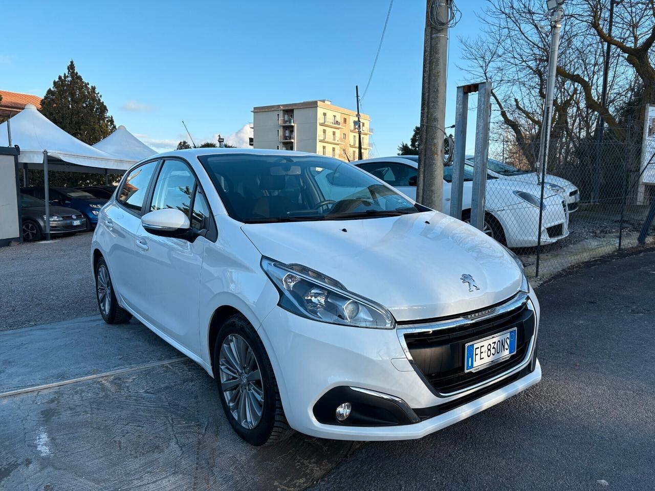 Peugeot 208 Allure
