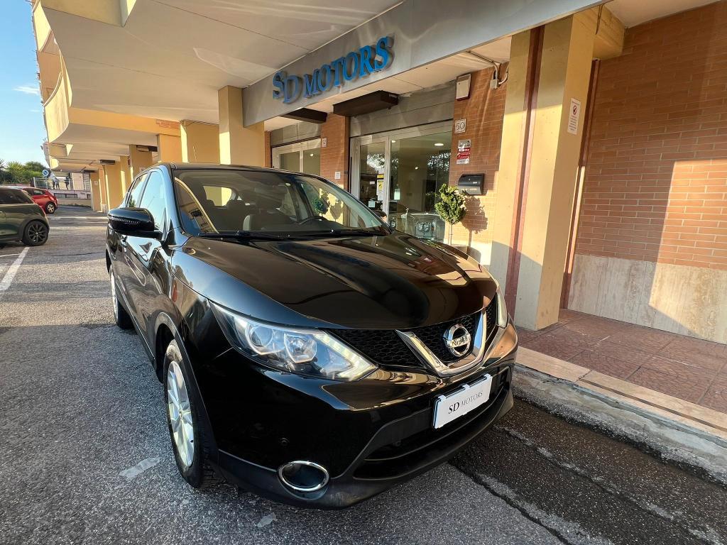 Nissan Qashqai 1.5 dci N-Connecta 110cv *Promo SD 2026*