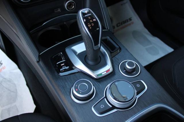 Alfa Romeo Stelvio 2.2 t Business Q4 190cv con Navigatore e CarPlay