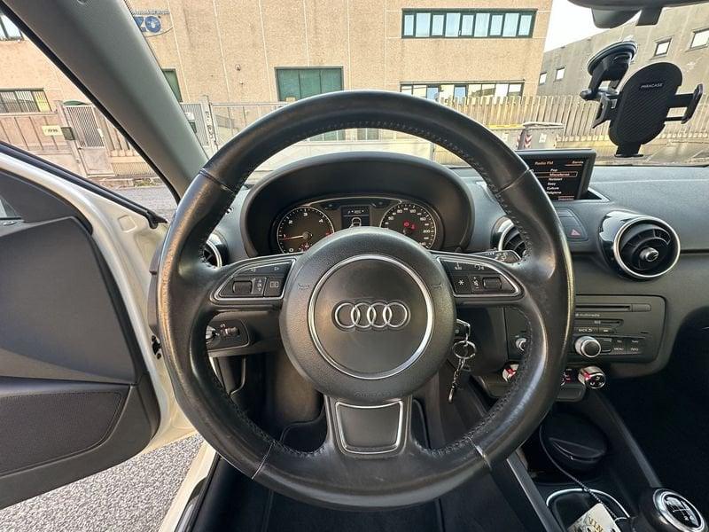 Audi A1 A1 Sportback S-line