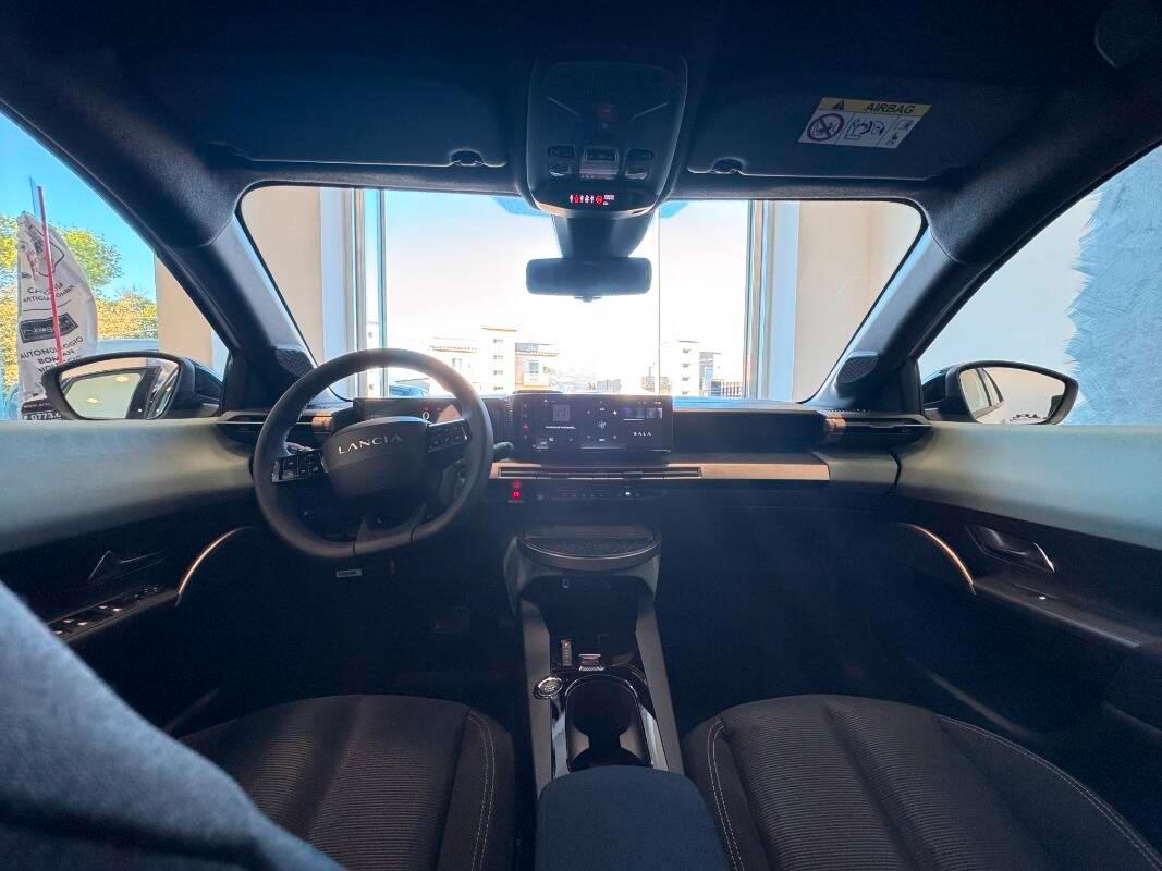 Lancia Ypsilon 1.2 mhev 110cv e-dct