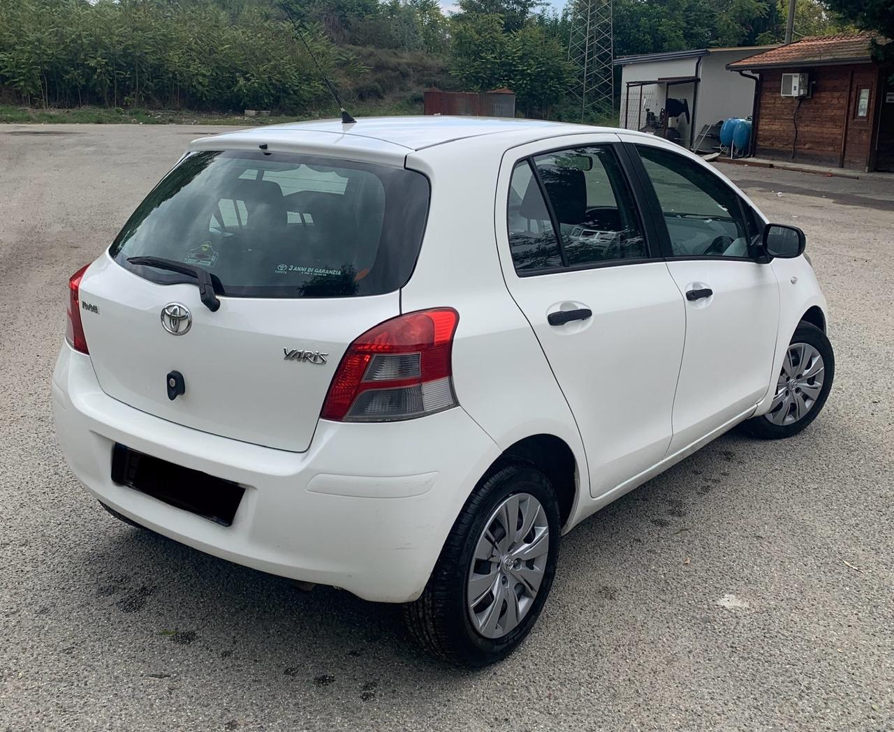 Toyota Yaris 1.4 D-4D DPF 5 porte Now