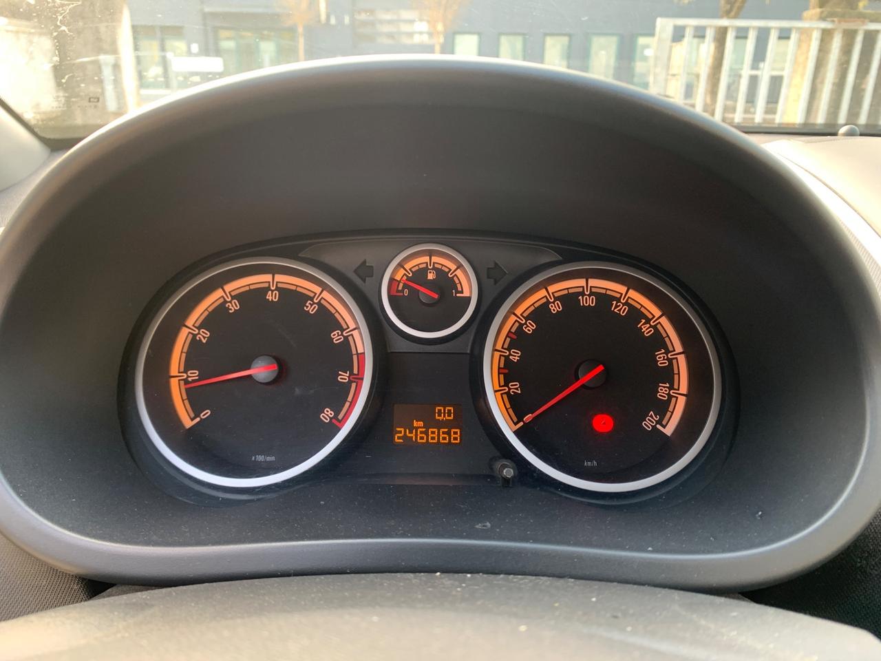 Opel Corsa 1.2 80CV 3 porte GPL-TECH Enjoy