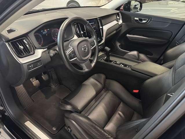Volvo XC60 XC60 2.4 d4 Business awd 190cv Tagliandata