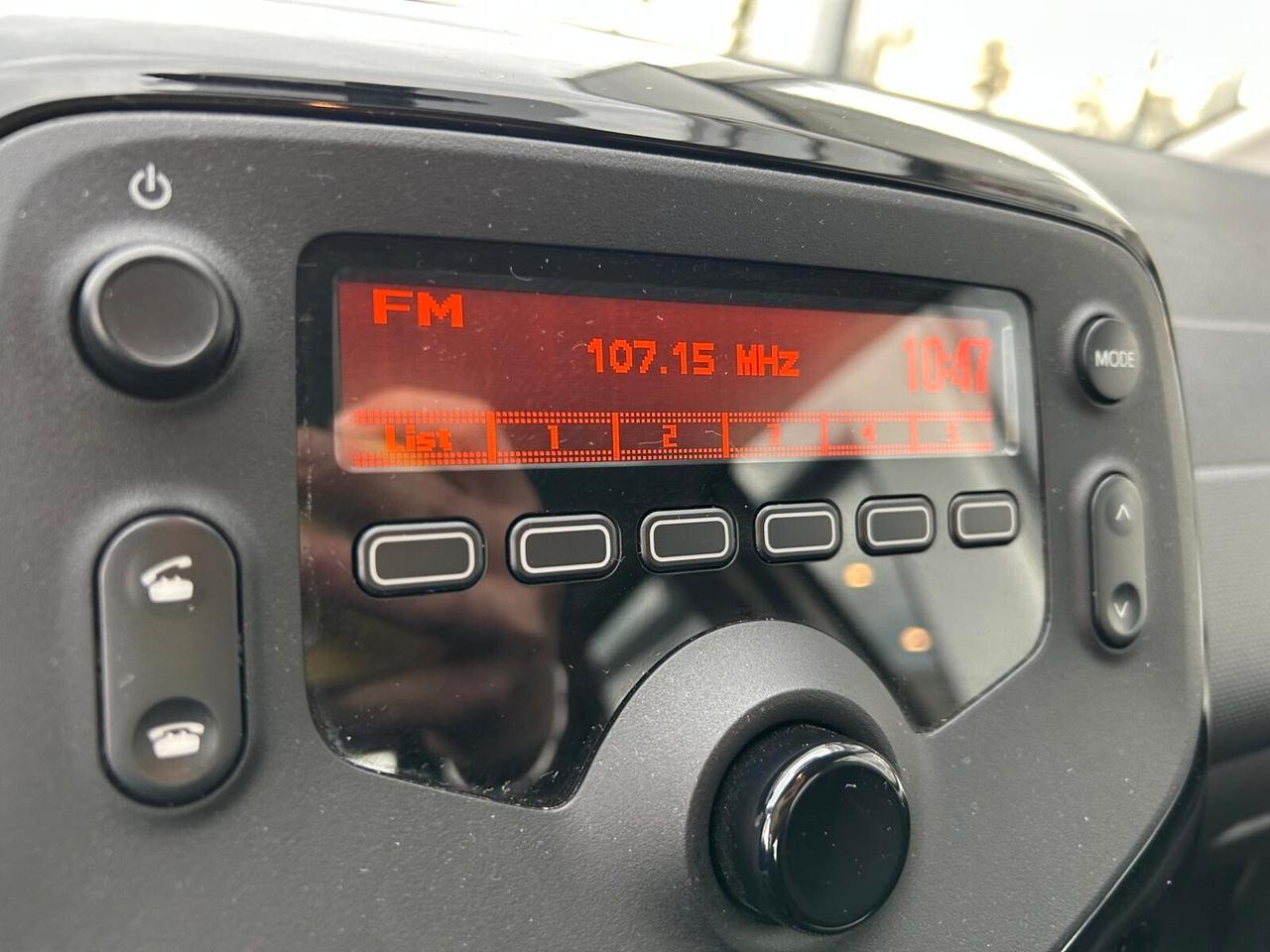 Citroen C1 FEEL 1.0 VTi 72 5 porte SPOTICAR