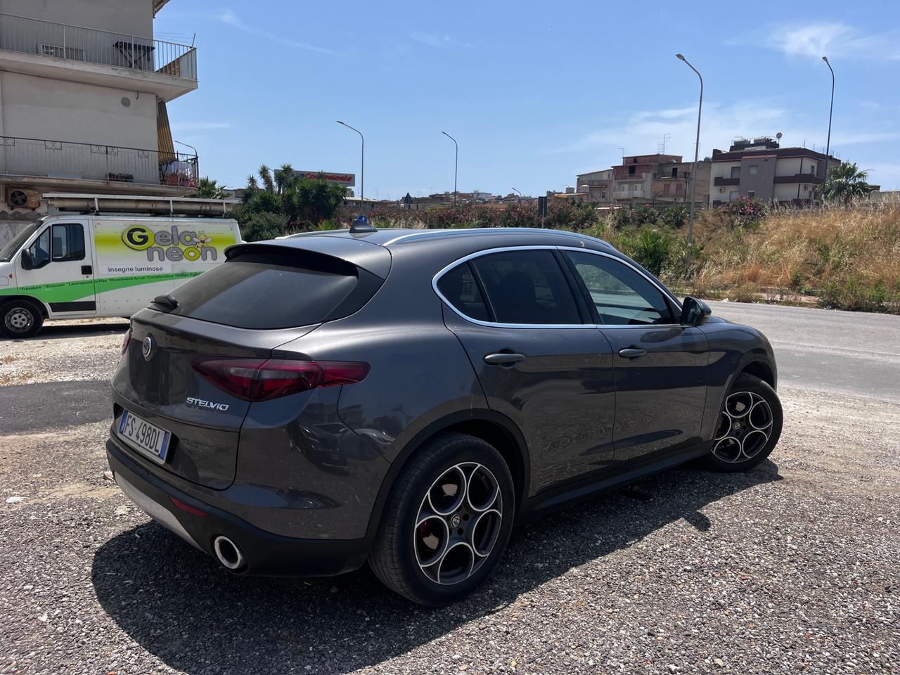 Alfa Romeo Stelvio Q4 2.2 tdi 210cv Full Tabacco