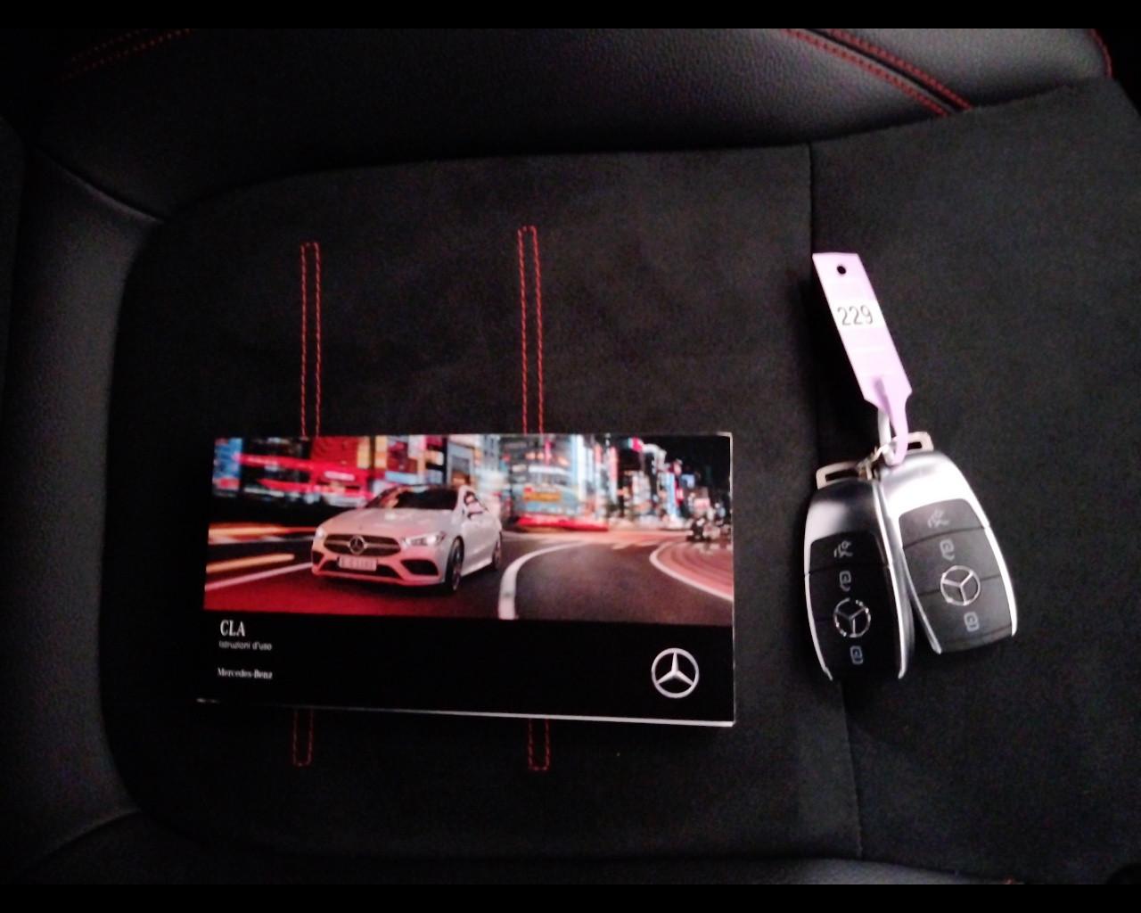 Mercedes-Benz CLA Coupe - C118 - CLA Coupe 200 d Premium auto