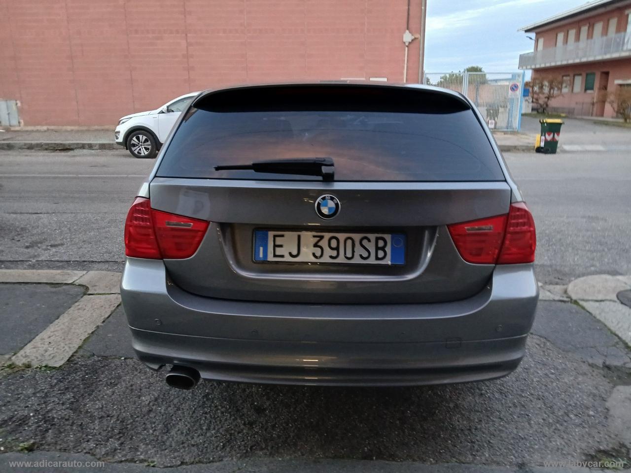 BMW 320d Touring Attiva