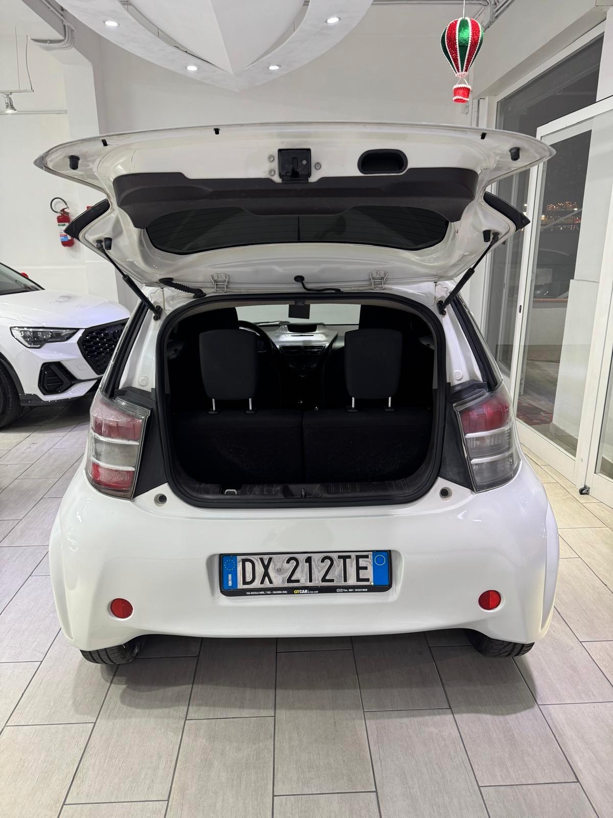 Toyota iQ 1.0