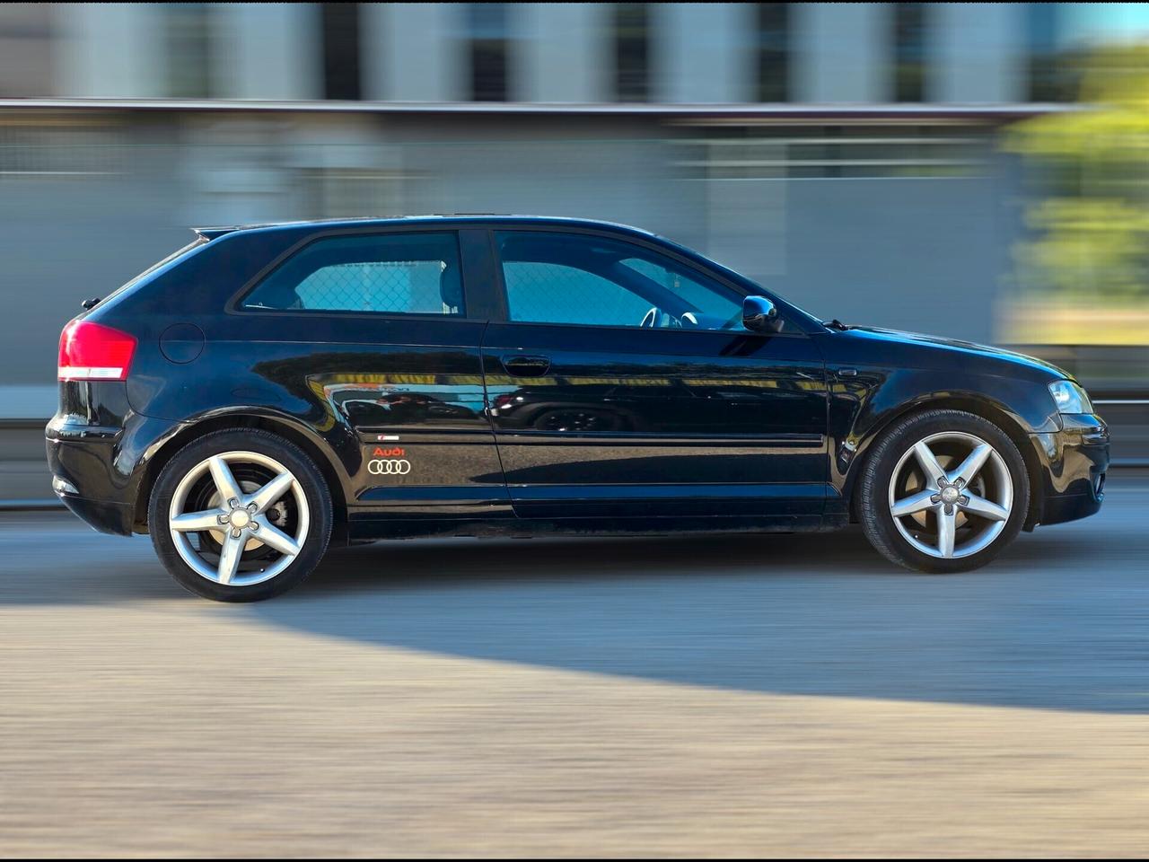 Audi A3 2.0 TDI 140CV S-LINE