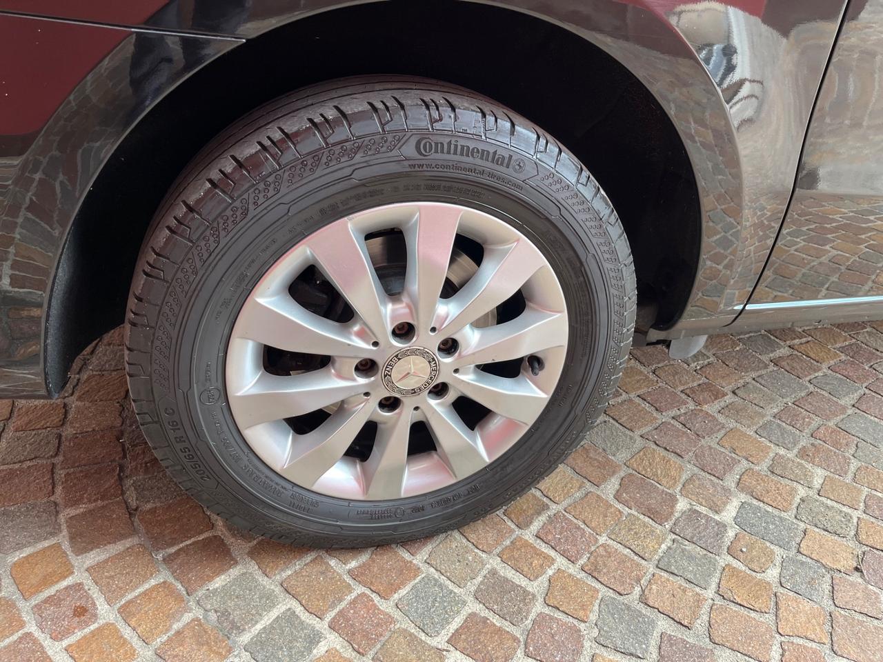 Mercedes-benz Vito 2.2 114 CDI - 9 POSTI