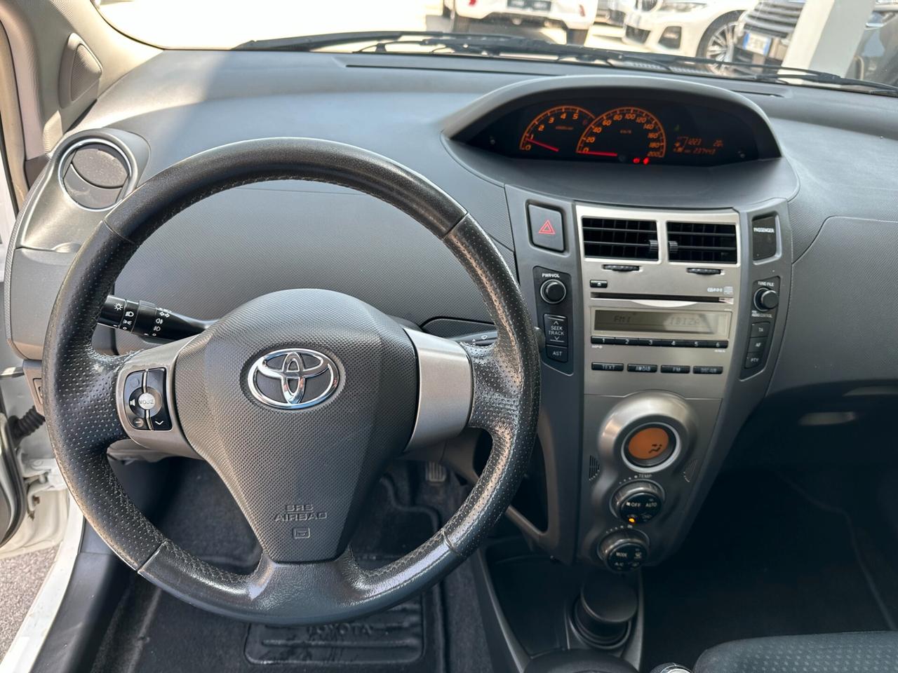 Toyota Yaris 1.4 D-4D DPF 5 porte