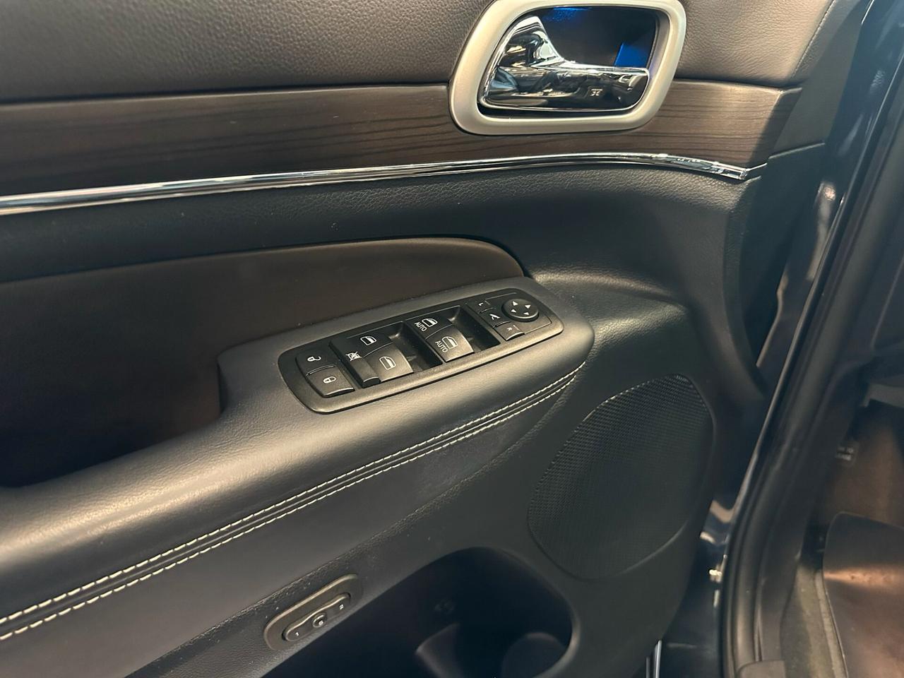 Jeep Grand Cherokee 3.0 V6 CRD Overland