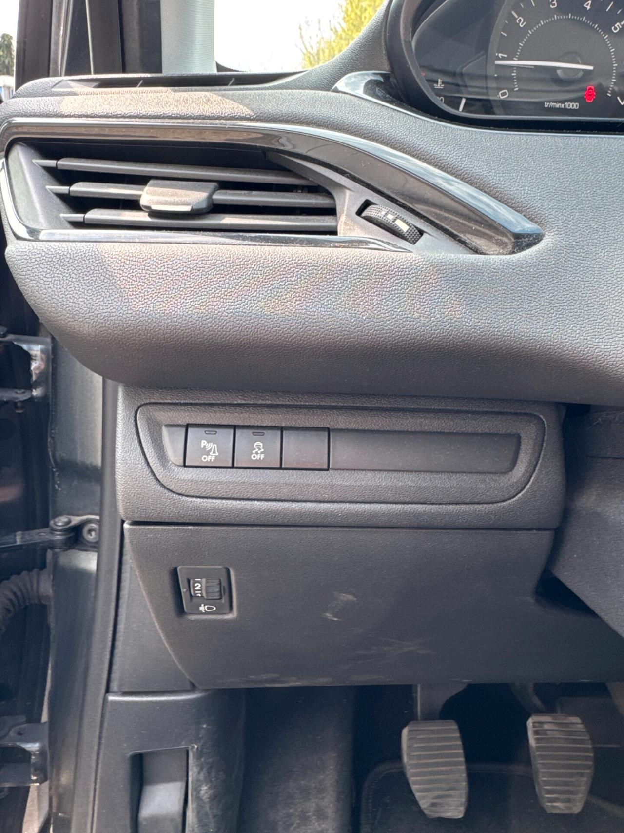 Peugeot 208 1.2 Benz *UNICO proprietario*Cinghia sostituita*