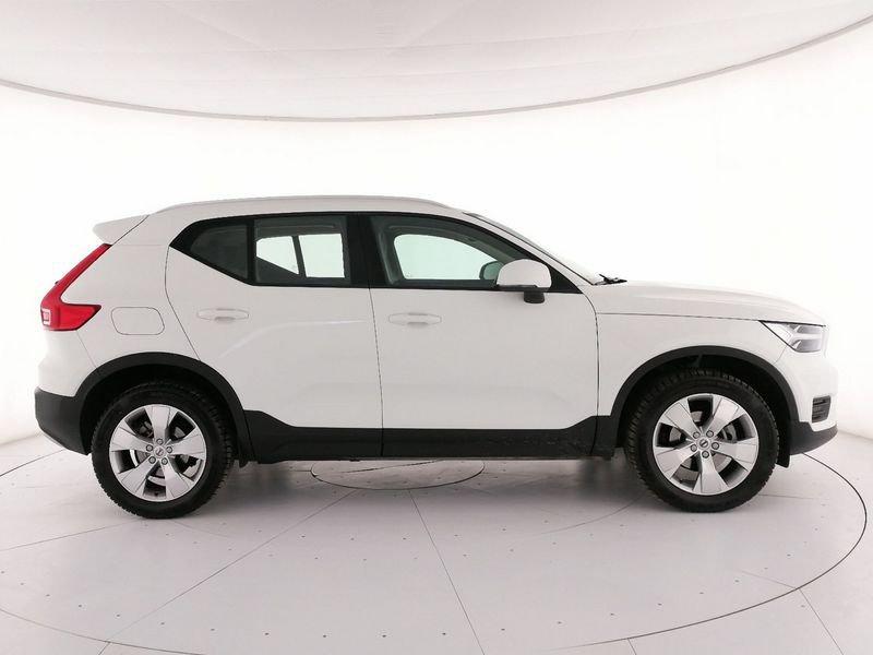 Volvo XC40 1.5 t3 Momentum 163cv my20