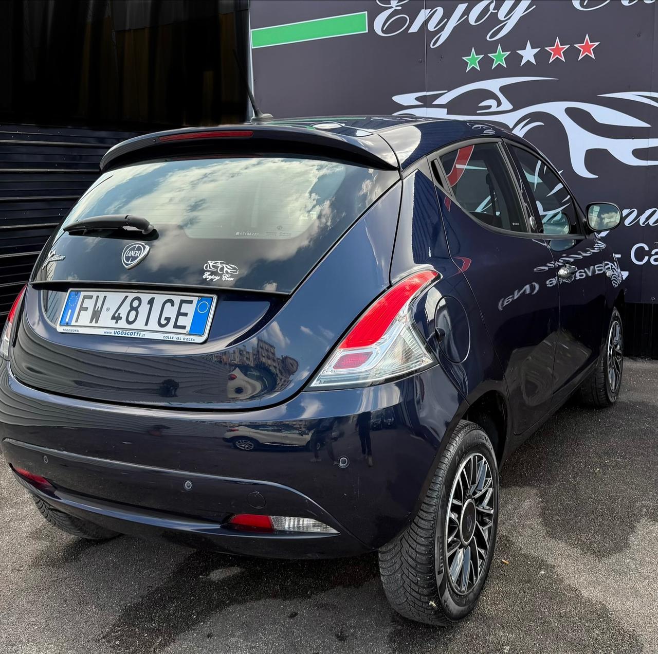 Lancia Ypsilon 0.9 TwinAir 5 porte Metano Ecochic Platinum