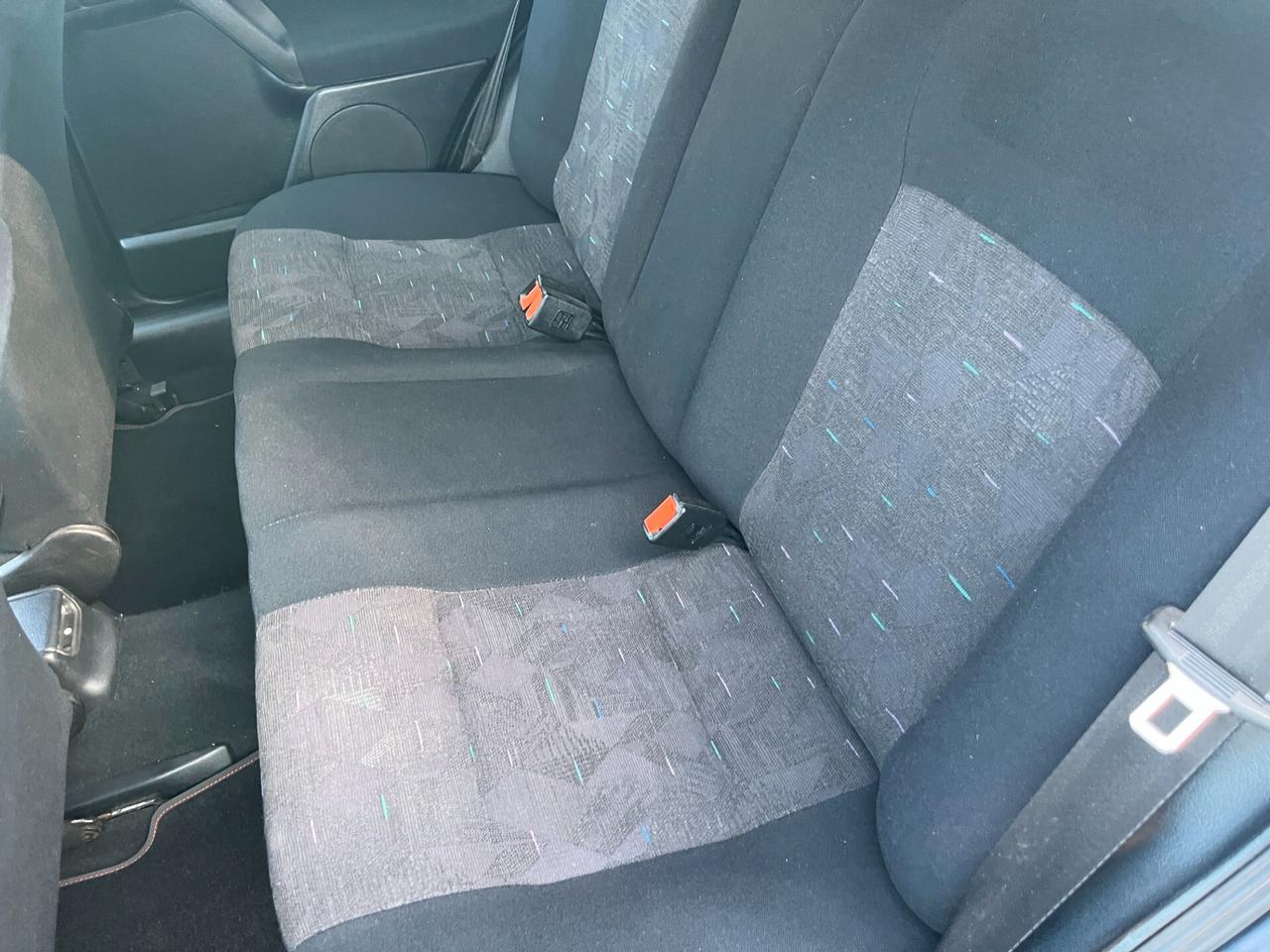 Volkswagen Golf 2.0 16V cat 5 porte GTI