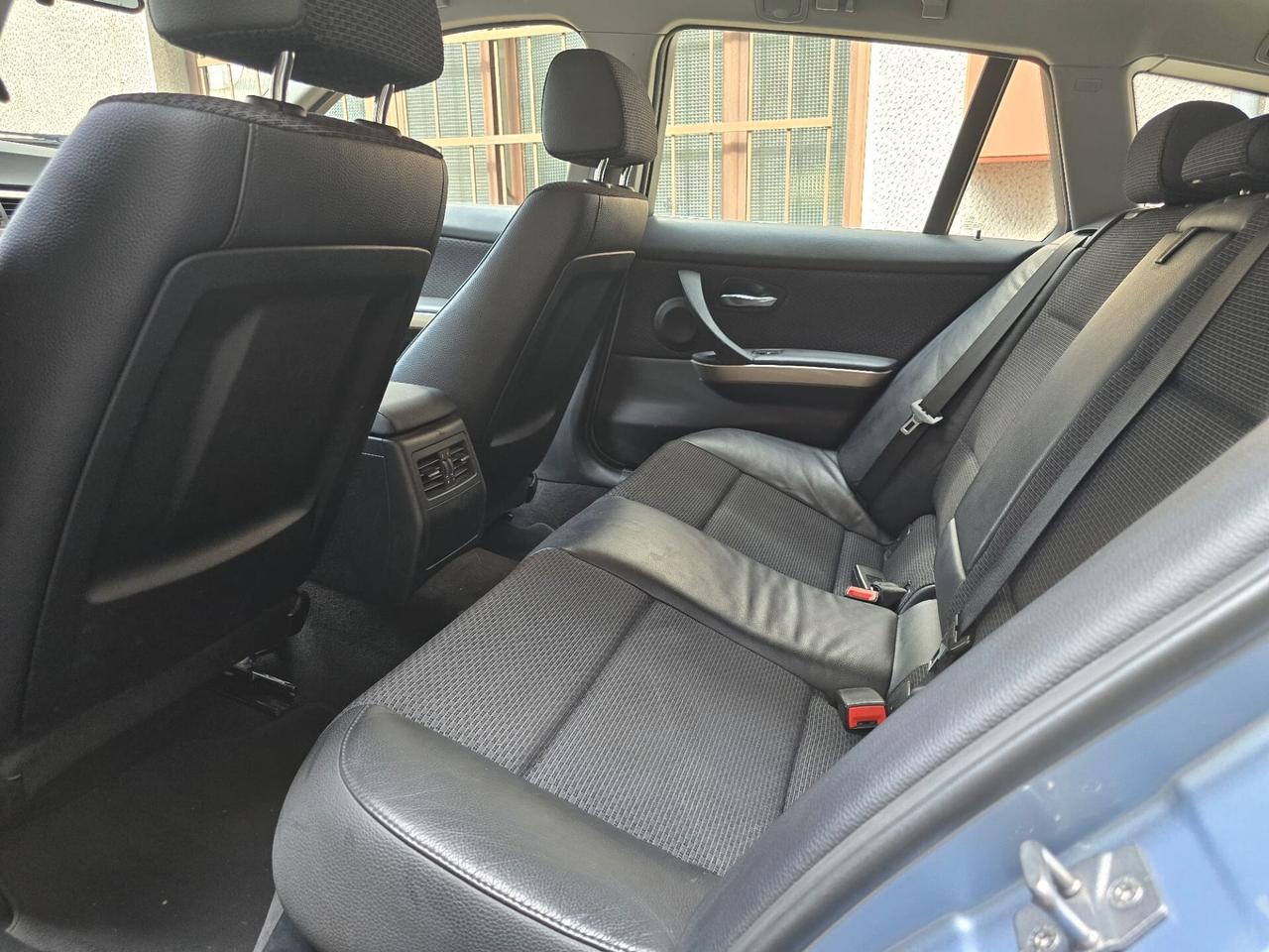 Bmw 320 320d cat xDrive Touring Attiva
