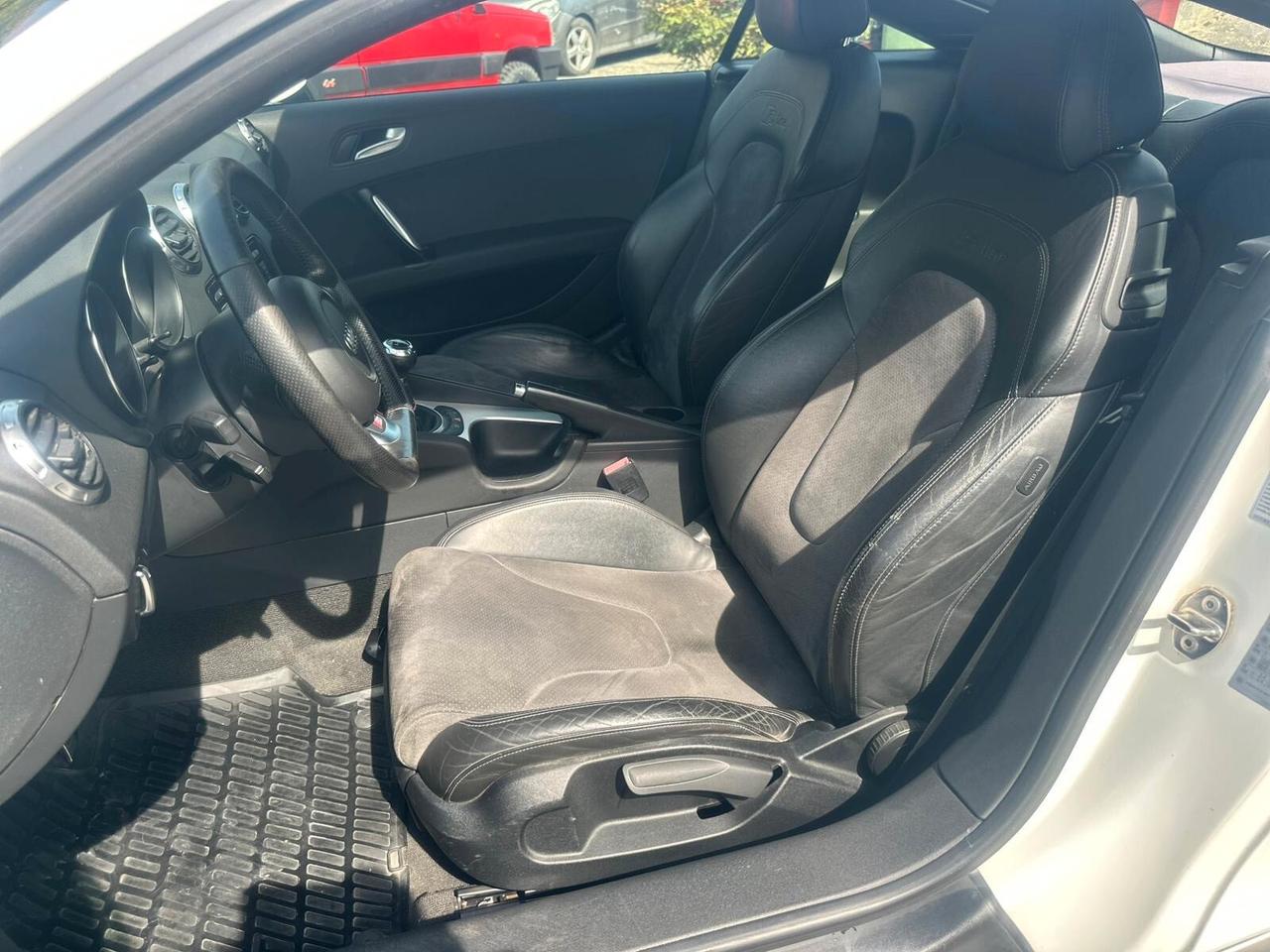 Audi TT Coupé 2.0 TDI quattro Advanced