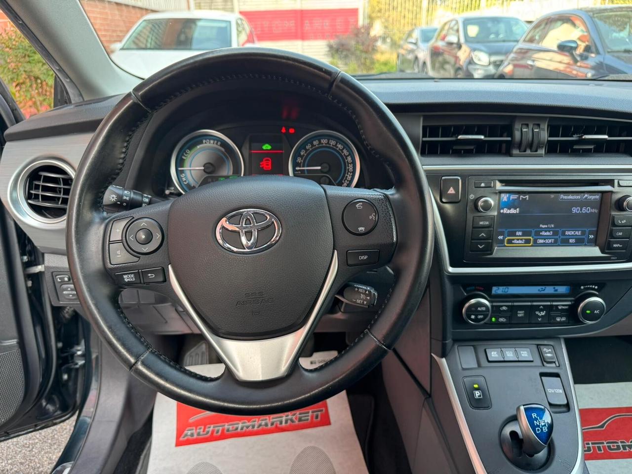Toyota Auris Touring Sports 1.8 Hybrid Lounge
