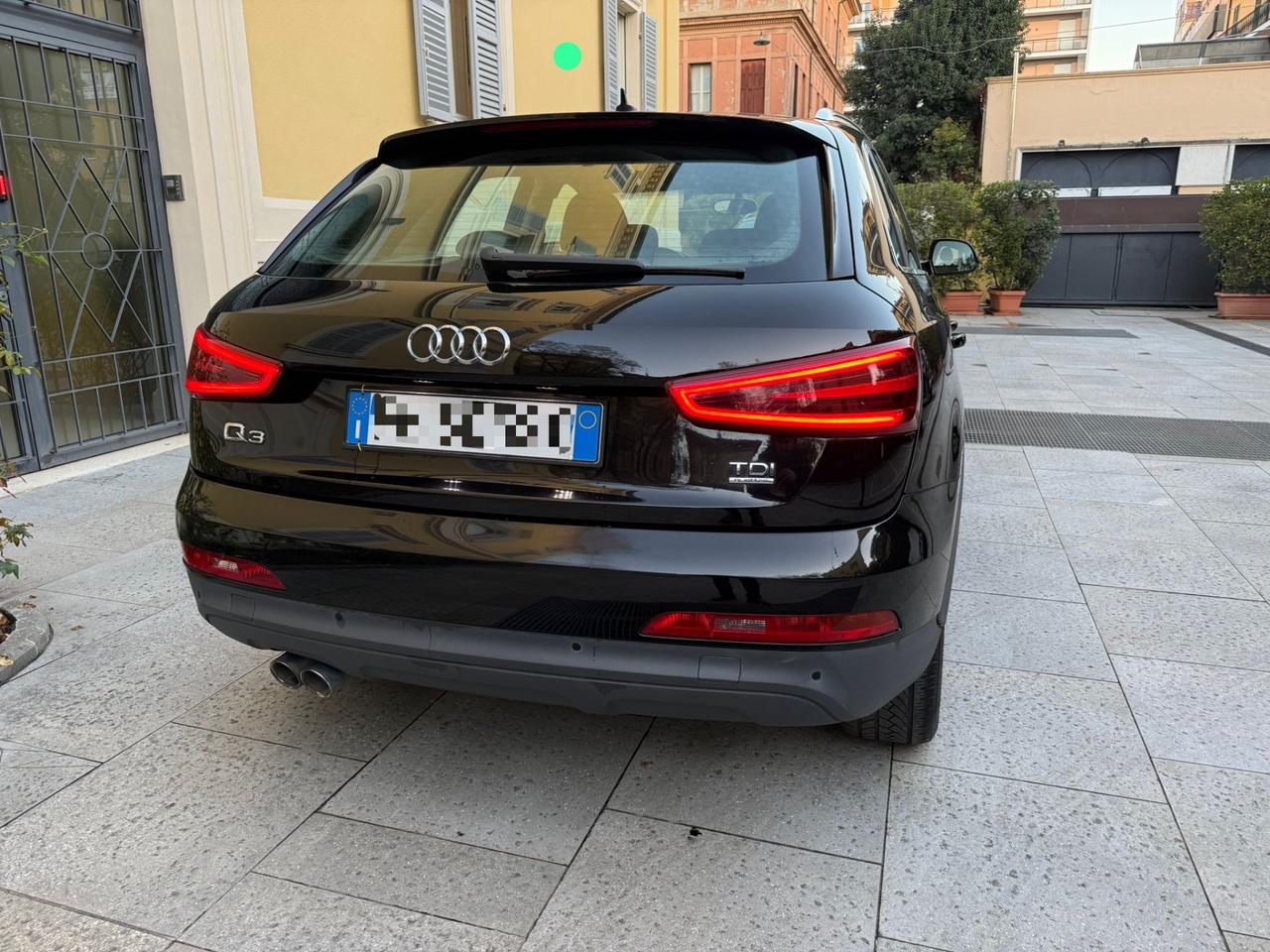 Audi Q3 2.0 tdi Advanced quattro 177cv s-tronic