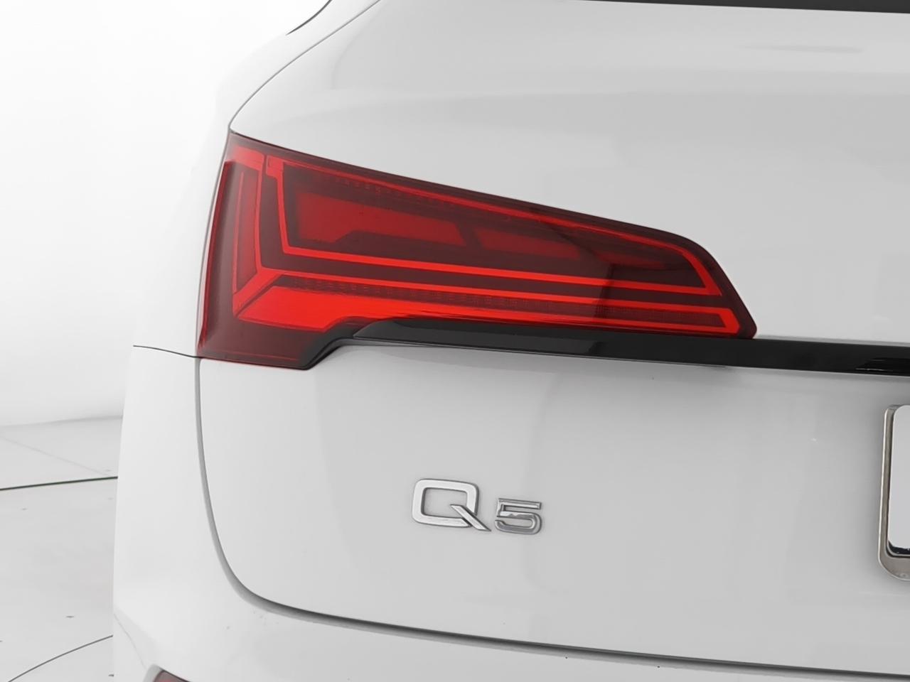 Audi Q5 Sportback 40 2.0 tdi mhev 12V S line quattro 20