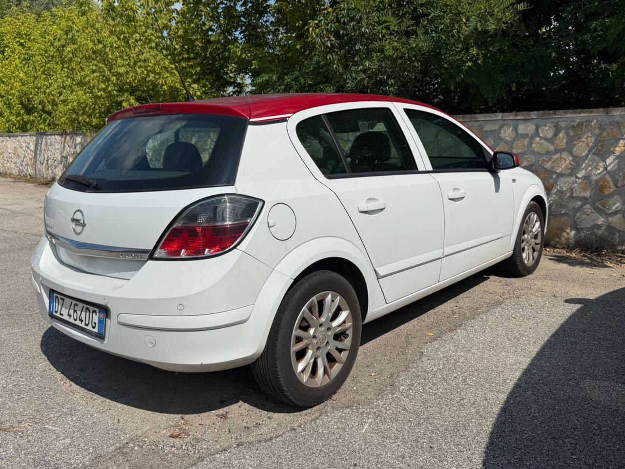 Opel Astra 1.7 CDTI 110CV 5 porte Cosmo