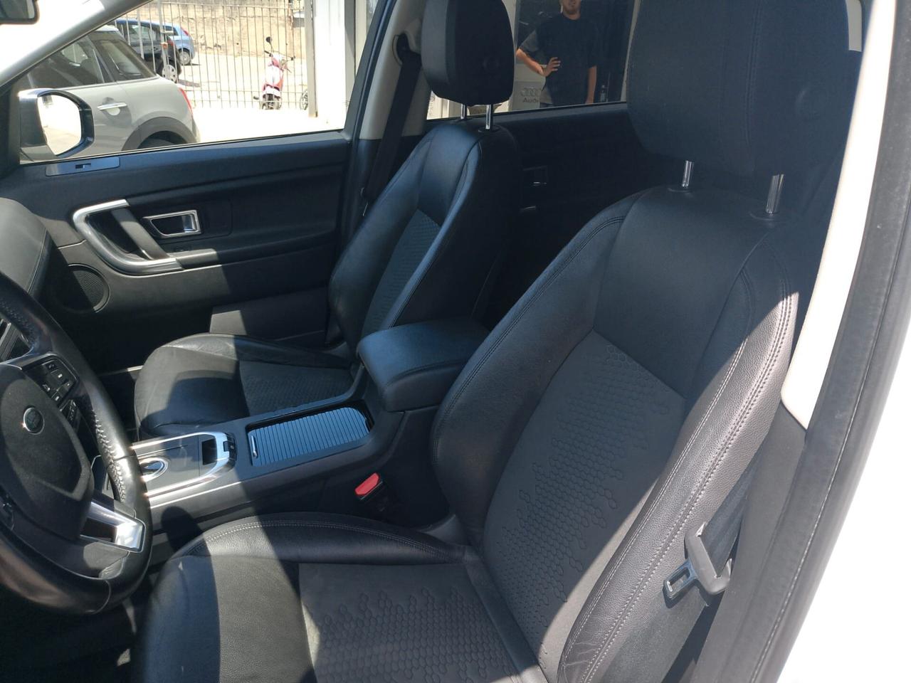 Land Rover Discovery Sport 2.0 TD4 150 CV HSE