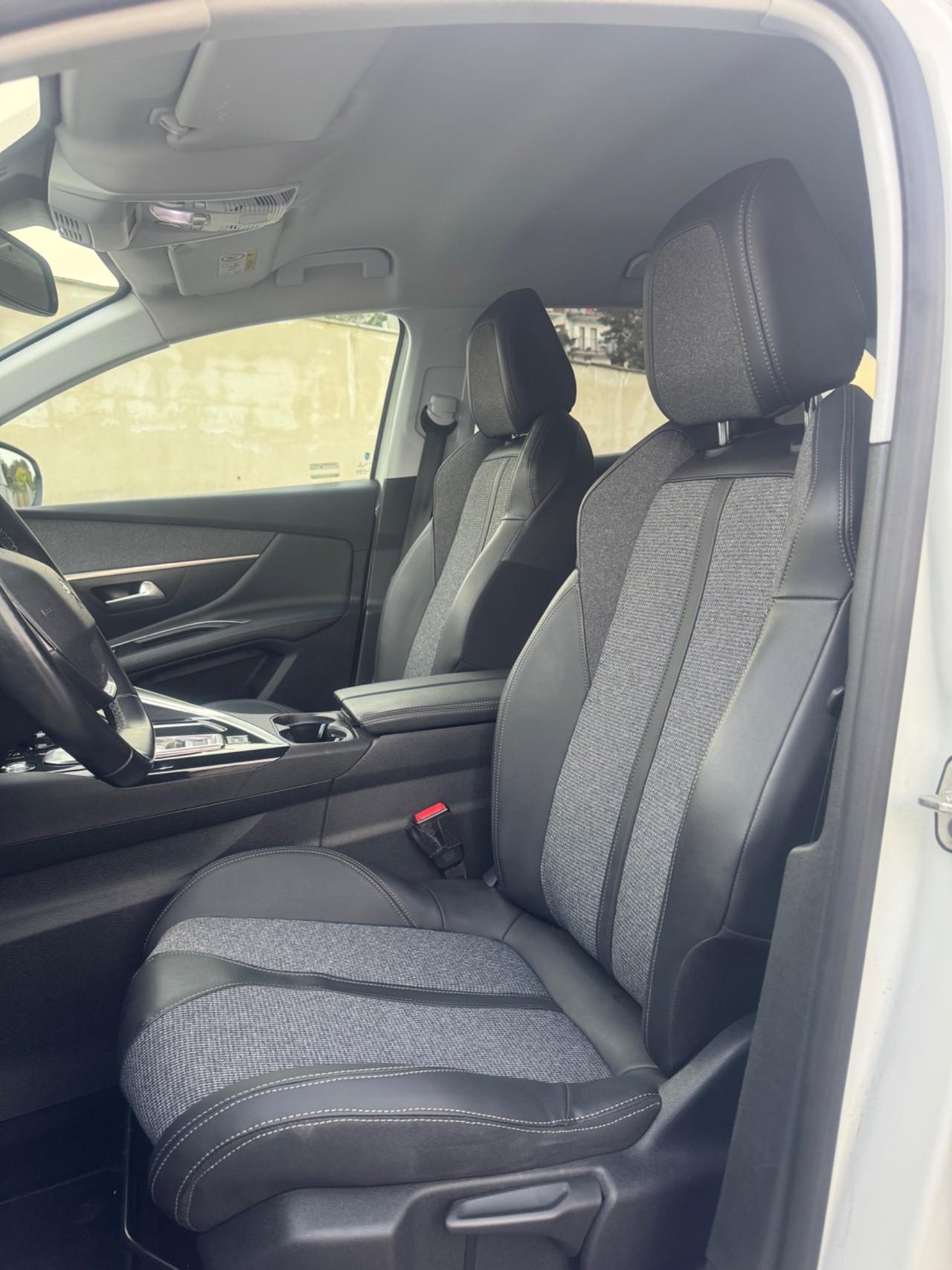 Peugeot 3008 BlueHDi 130 S&S Aut. Allure