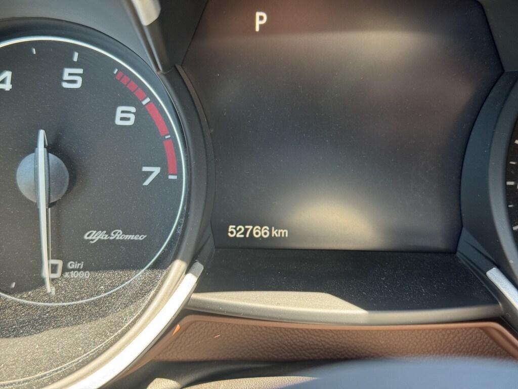 Alfa Romeo Stelvio 2.0 Turbo Ti Q4 AT8