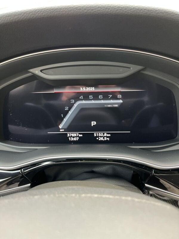 Audi Q8 55 TFSI quattro tiptronic Sport