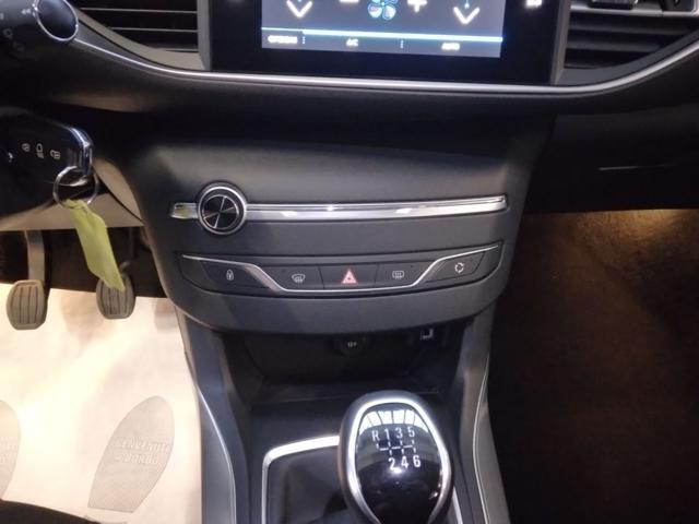 PEUGEOT 308 130 S&S Allure