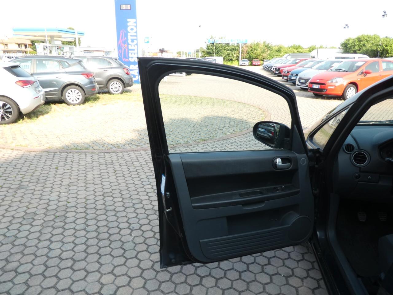 Mitsubishi Colt 1.1 12V 5p. GPL OK NEOPATENTATI