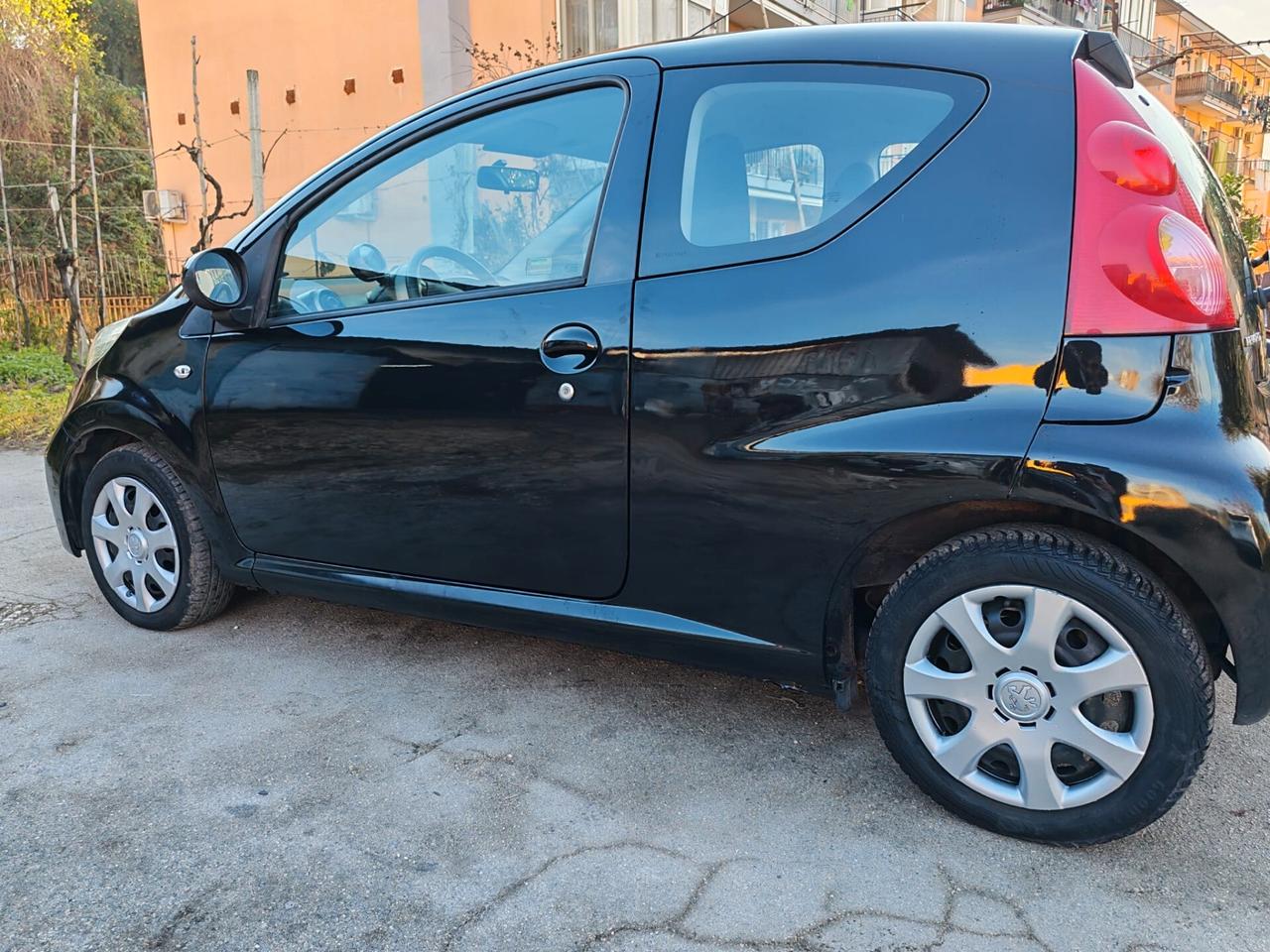 Peugeot 107 restyling del 2009