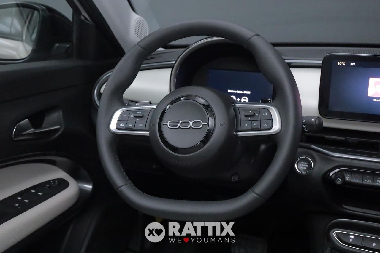 Fiat 600 1.2 hybrid 145CV La Prima auto
