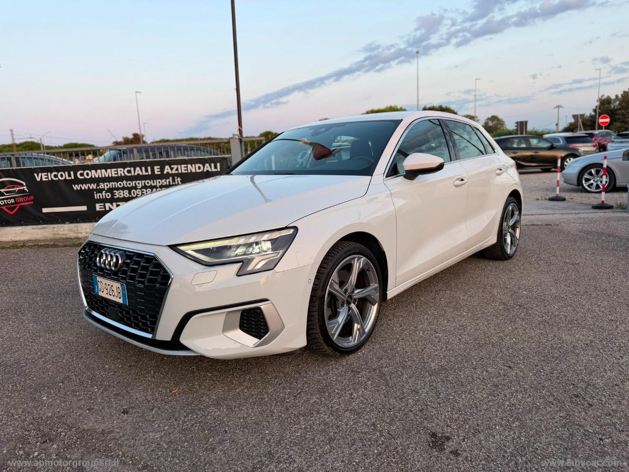 AUDI A3 SPB 30 g-tron S tronic Business Adv.