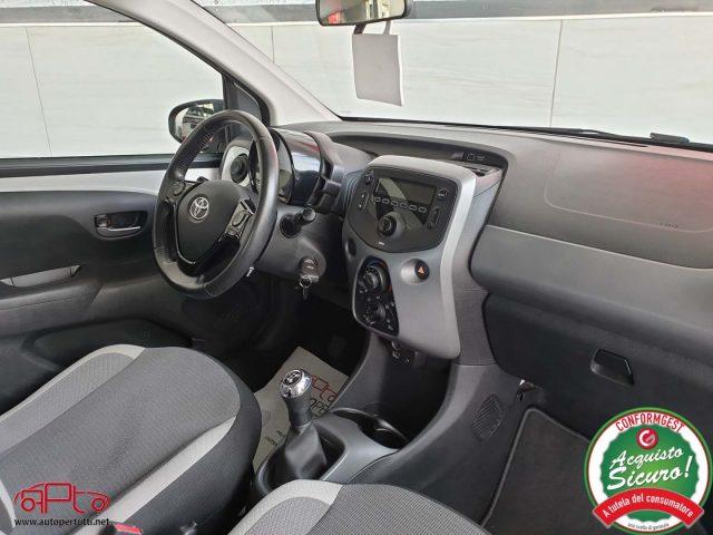 TOYOTA Aygo Connect 1.0 VVT-i 72 CV x-cool